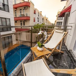 Mrt Lara Aparthotel Antalya